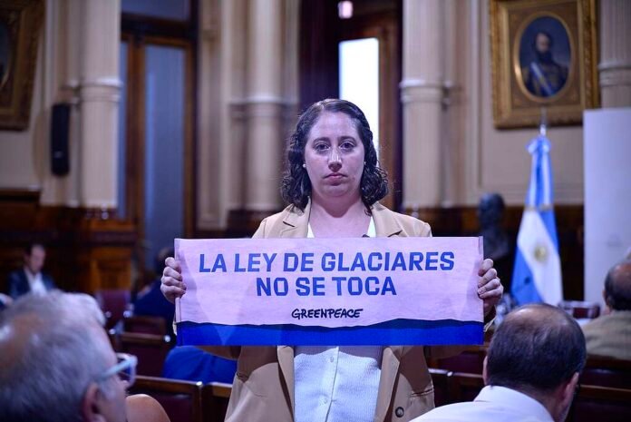 Greenpeace en la reunión plenaria de comisiones de Ambiente y Desarrollo Sustentable del Senado: “Lo que está en riesgo es el agua de los argentinos”