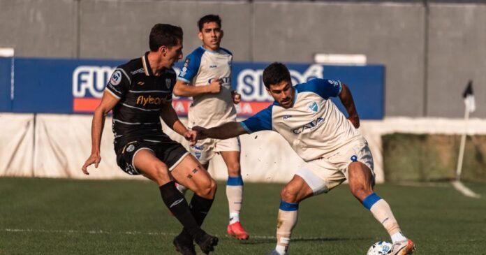 Con un gol anulado sobre el final, Godoy Cruz sufrió una dolorosa derrota ante Estudiantes