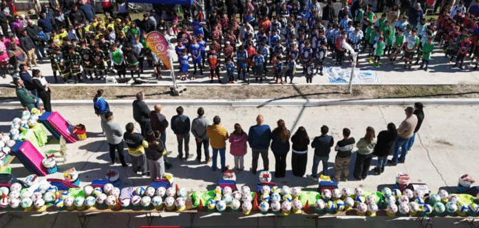 En Colonia Bossi se entregaron elementos deportivos en un multitudinario encuentro de Fútbol Infantil