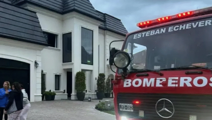 Un incendio arrasó con parte de la casa de Leandro Paredes